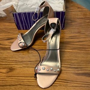 NIB NWT  blush satin pearl ankle strap block heels